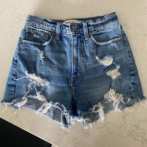Abercrombie Mom shorts - curve love 24/00 like new